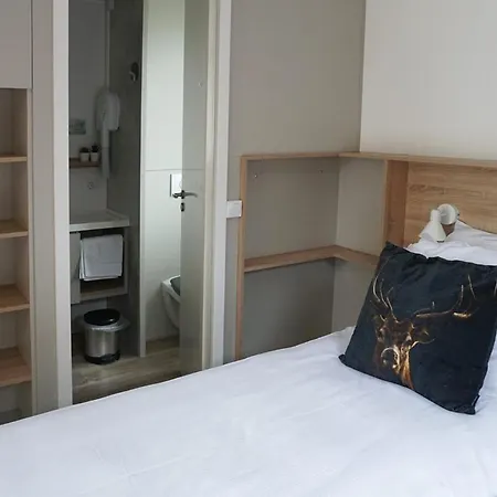 2 2-persoons דירה